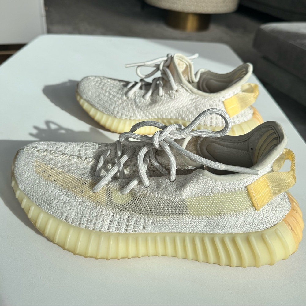 YEEZY BOOST 350 ECRU LIGHT MENS SZ 6 WOMEN SZ 8 GREAT CONDITION WITH ORDER INFO